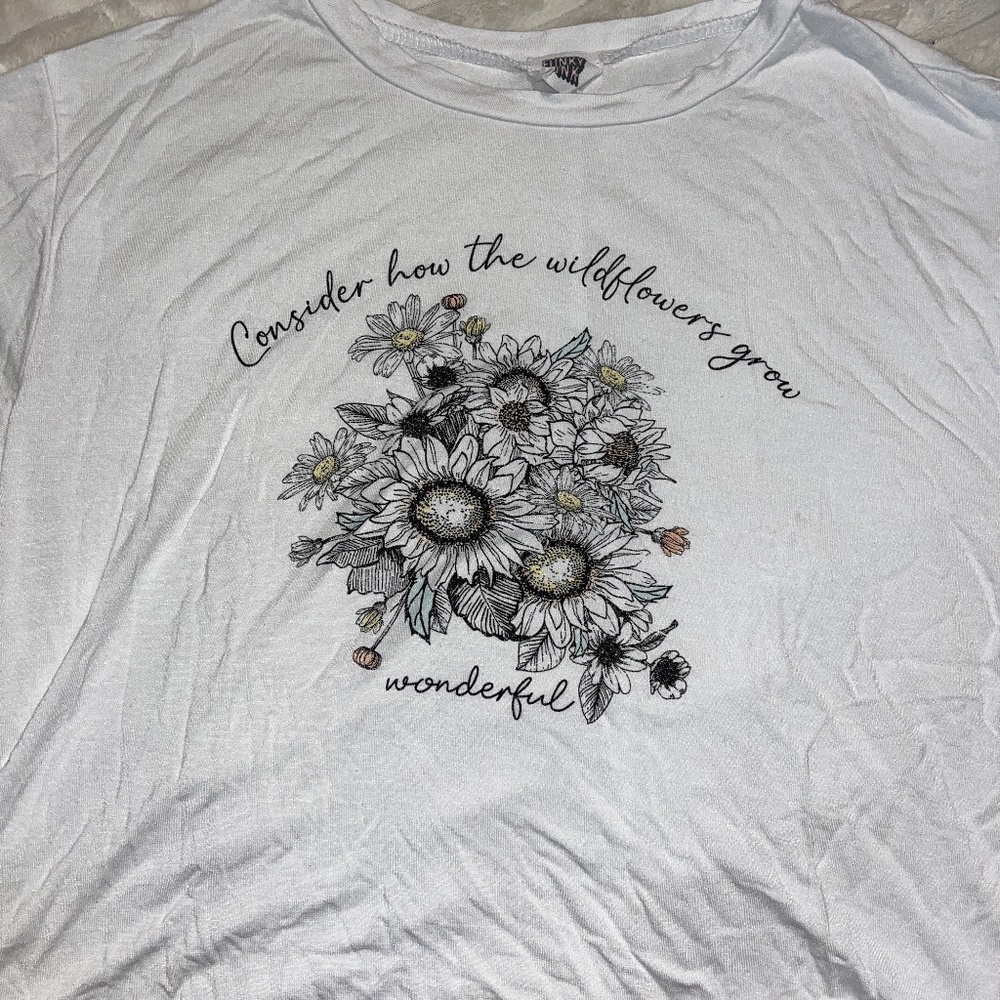 Flowy cropped tee